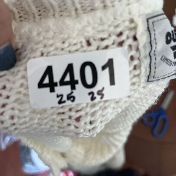 Vintage Ivory Henley Sweater Button International Outlook Large Preppy Minimal* - Picture 11 of 11